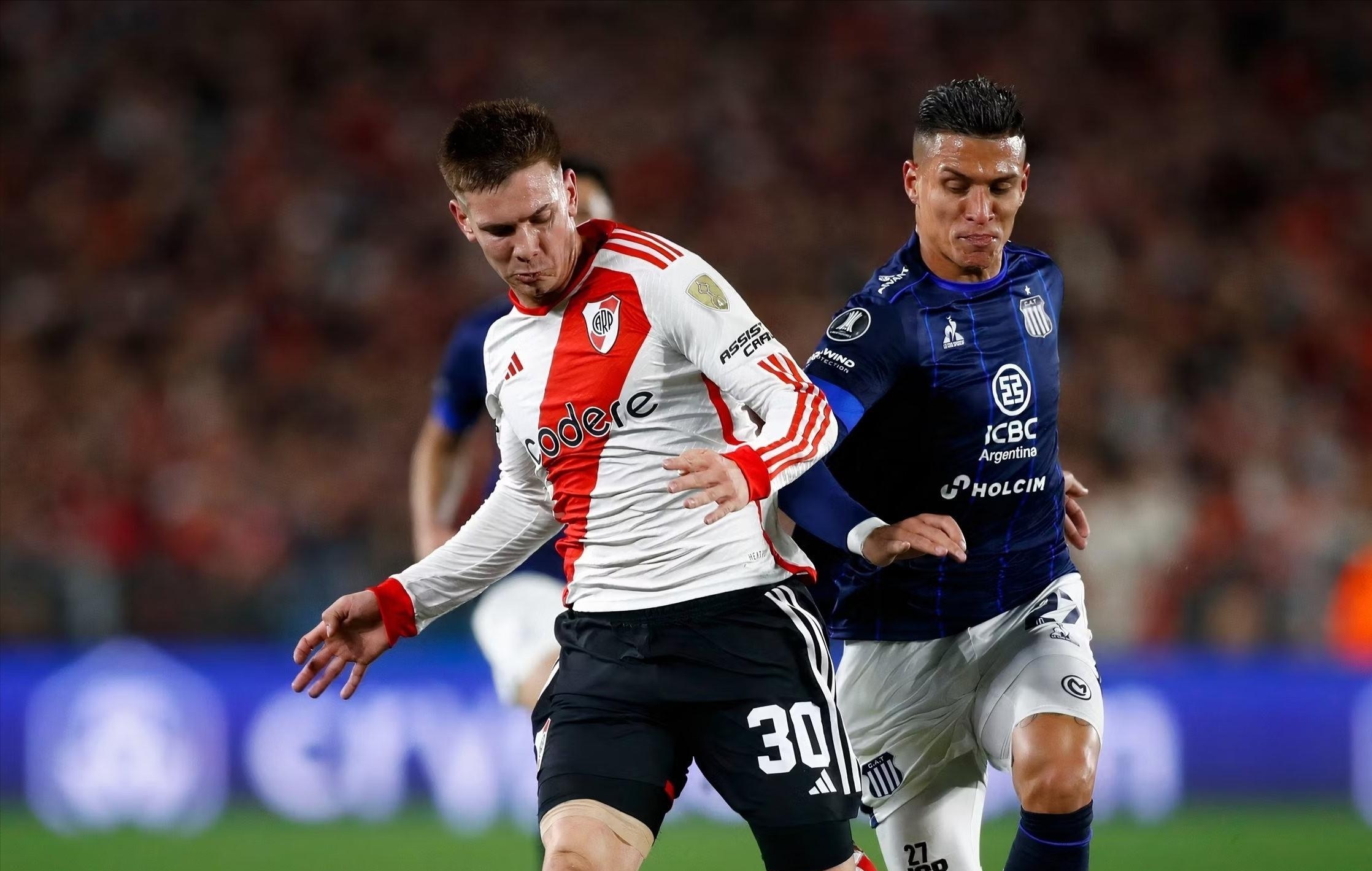 jiuyou-包含曼联回归首秀大放异彩，梅西主场球迷高呼名字的词条